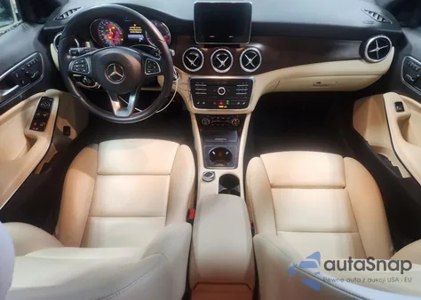 2017 Mercedes-Benz Gla 250 4Matic z USA, uszkodzony, nr VIN WDCTG4GB5HJ287794